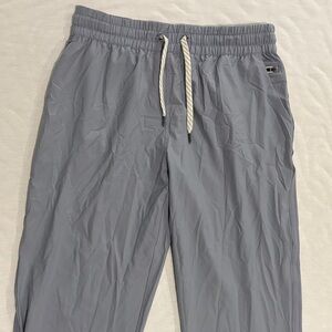 NWOT Vuori Weekend Light Gray Joggers
